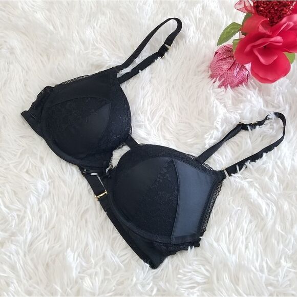 Victoria's Secret Other - 32C Victoria's Secret Black Push Up Bra
